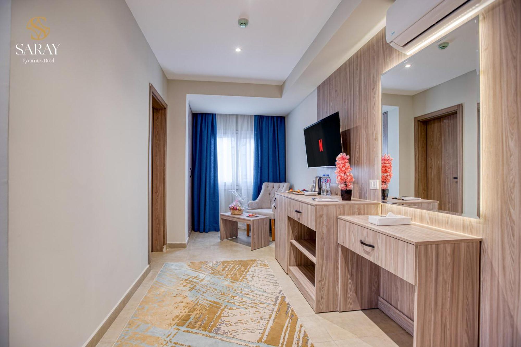 Saray Pyramids & Museum View Hotel Kafret el-Gabal Dış mekan fotoğraf